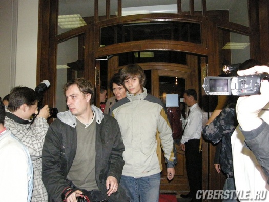 Ночь Apple iPhone 3G в Москве: как это было в МТС