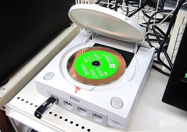 Моддинговый корпус Dreamcast PC