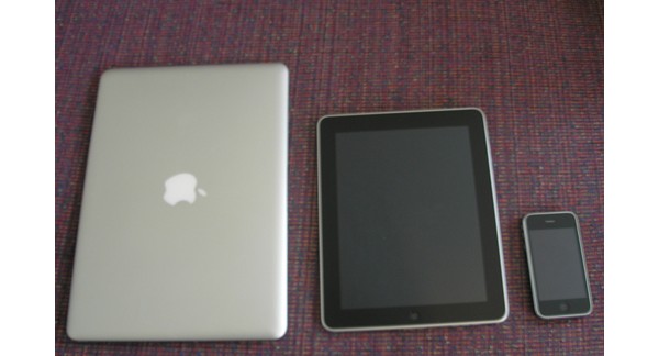 mac book air, ipad, 