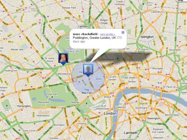 Google Latitude, Apple App Store