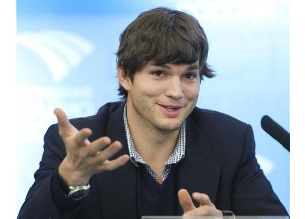 Kutcher, eBay, Cisco, Internet, Twitter