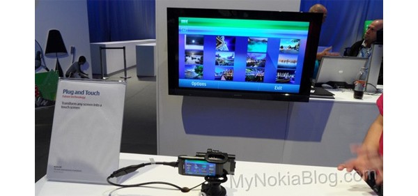 Nokia, N8, Plug and Touch