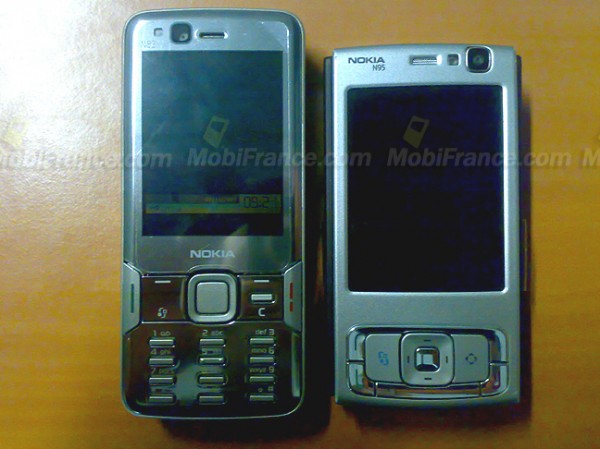 Nokia N82    N95