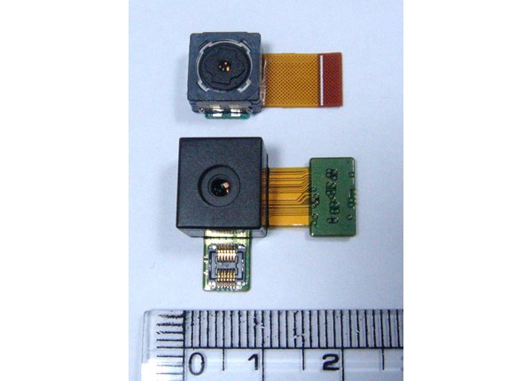 Samsung         8- CMOS-