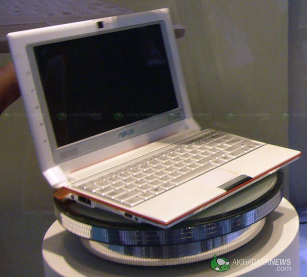 10-дюймовый Asus Eee PC серии 1001 - похоже, только прототип 