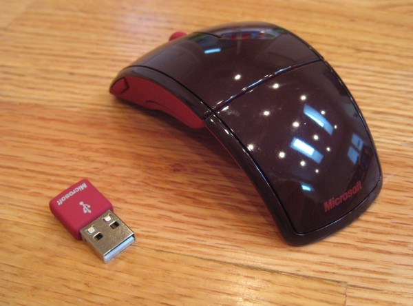   Arc Mouse  Microsoft  Clamshell Mouse    