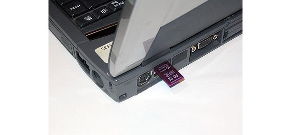   Sony:  USB - MicroVault Tiny