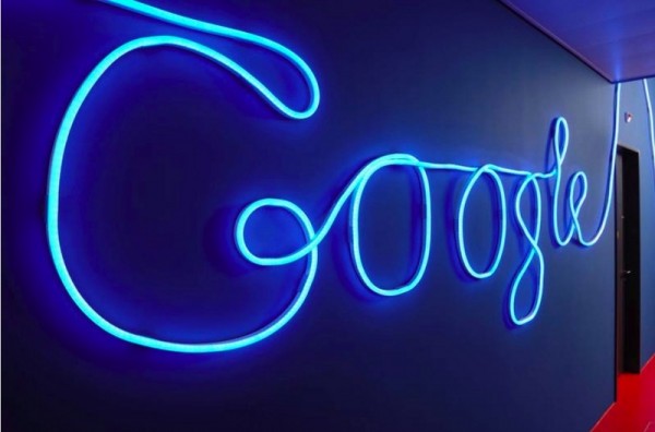  Google  
