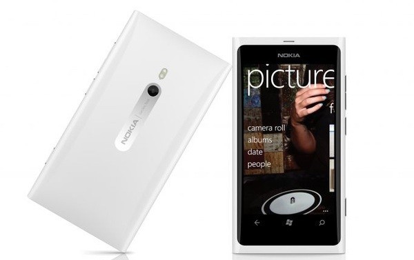 Nokia, Lumia 800, 