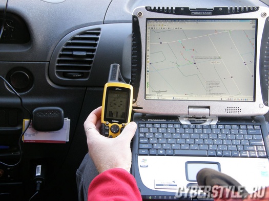 Tele Atlas: ноутбук с ПО TAMapper и GPS-трекер Garmin