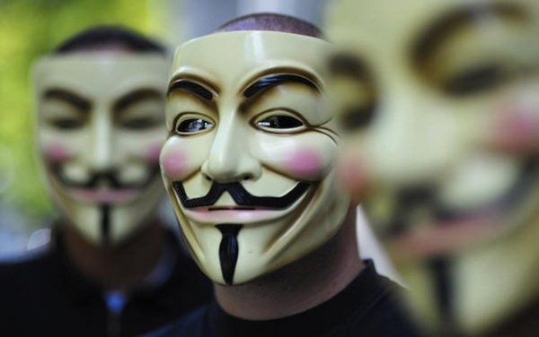 Участник Anonymous покинул клан и обвинил бывших коллег в лицемерии