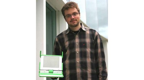 Apple, OLPC, One Laptop Per Child, безопасность