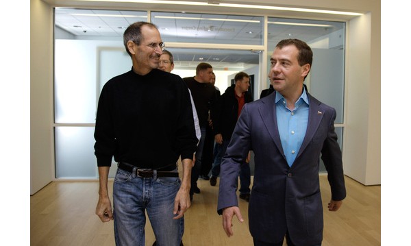 Russia, Dmitry Medvedev, Apple, Steve Jobs, iPhone 4, iPhone 4G, ,  ,  