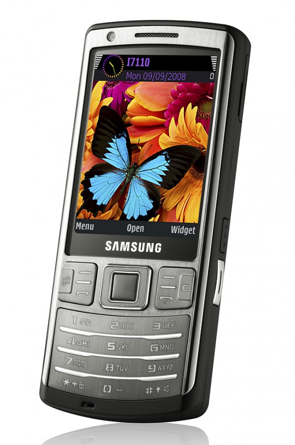 Коммуникатор Samsung I7110 на базе ОС Symbian