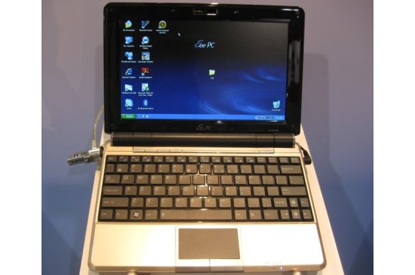 Субноутбук Asus Eee PC 1000HE: улучшены клавиатура и батарея