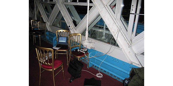 London, Tower Bridge, largest Bluetooth device, cellphone, laptop, PDA