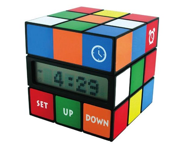 Будильник в форме кубика Рубика
