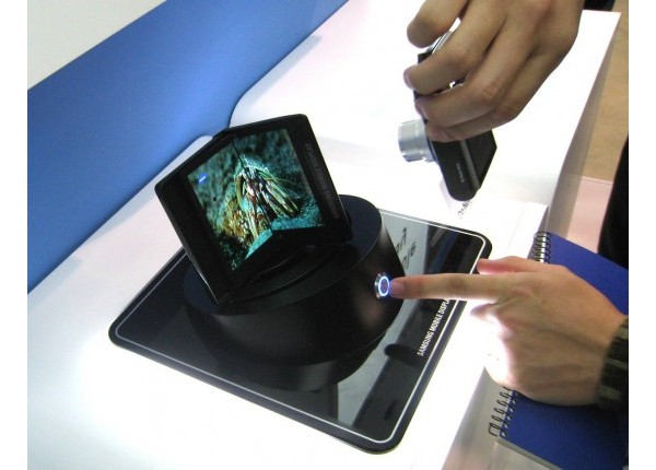 Samsung, flexible displays,  