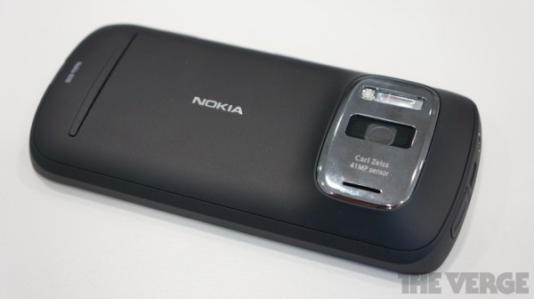 Nokia, 808, PureView